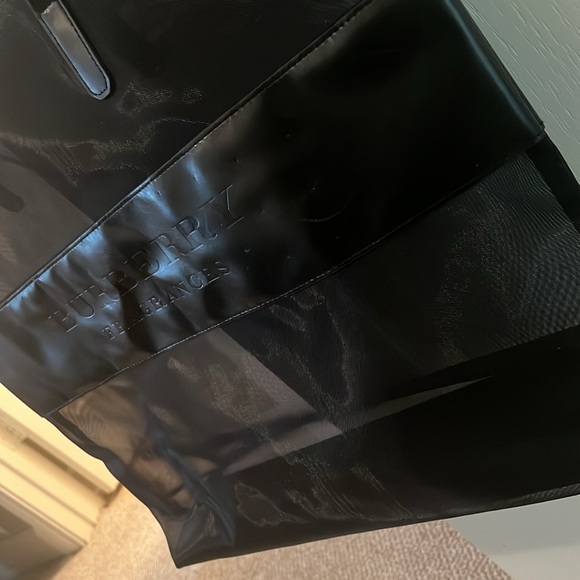 Big Burberry bag, see through mesh. - Picture 3 of 9